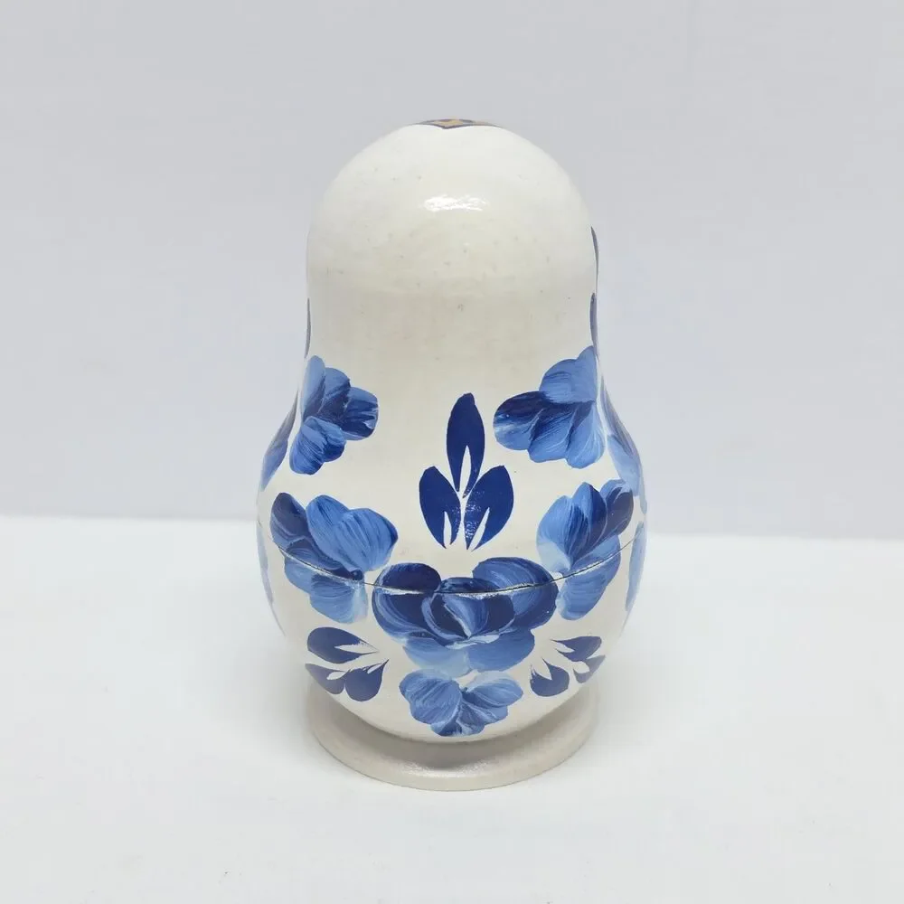 Vintage USSR Russian Matryoshka Nesting Dolls Signed 5 Pc 3.5” White Blue Gzhel